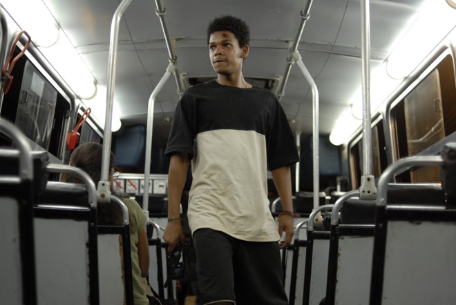 Última Parada 174" recria sequestro de ônibus no Rio