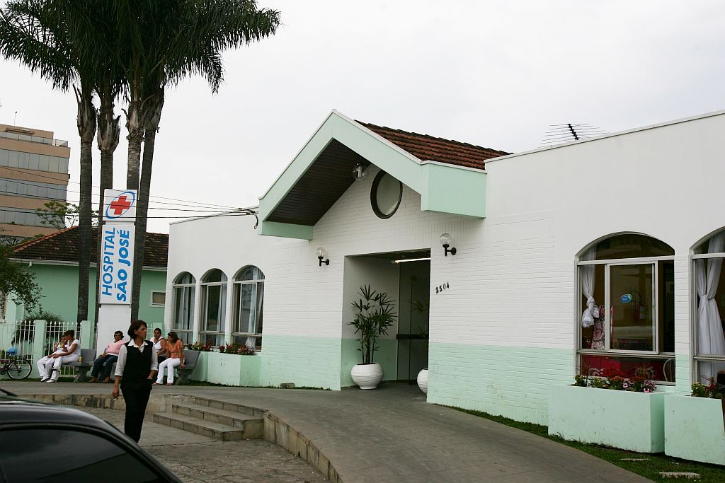 O Hospital São José, em São José dos Pinhais, vai receber R$ 221 mil, que serão investidos em despesas diárias e manutenção de equipamentos | Daniel Castellano/Gazeta do Povo