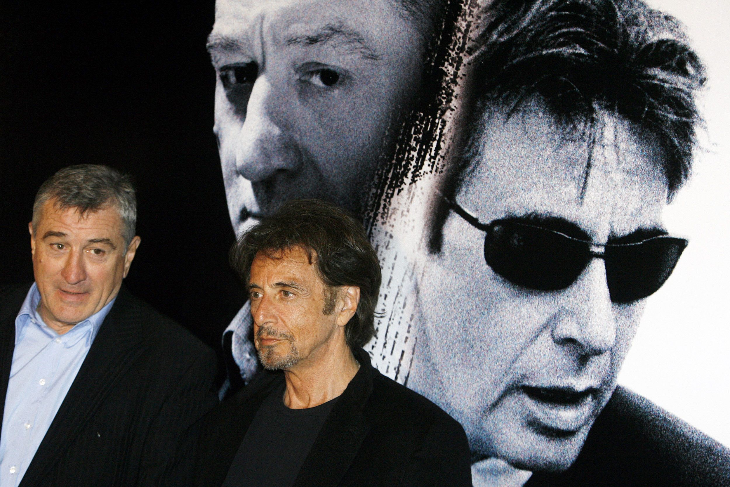 Robert De Niro (esquerda) e Al Pacino promovem o longa "As Duas Faces da Lei" em Roma | Reuters/Dario Pignatelli
