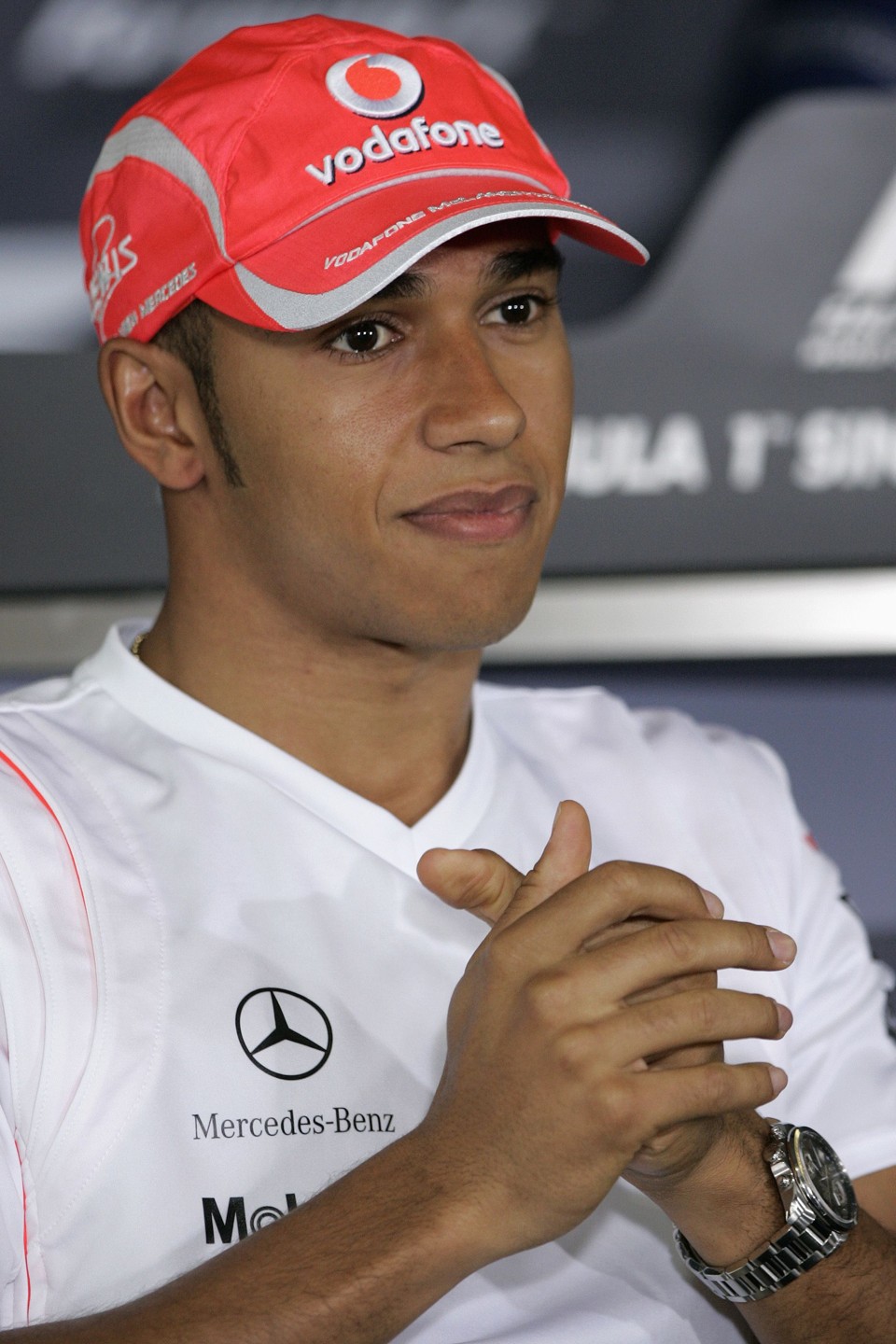 Hamilton tem irritado vários piloros com seu estilo arrojado | Reuters