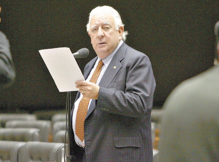 Rosenmann: piora clínica e respiração com a ajuda de aparelhos | Rodolfo Bührer/Gazeta do Povo