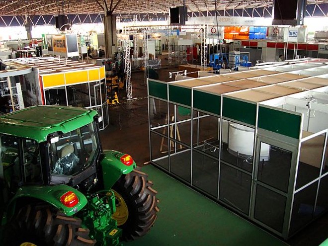 Feira reunirá 150 marcas ligadas ao setor metal-mecânico e sucroalcooleiro. | Otavio Rossi/Gazeta do Povo