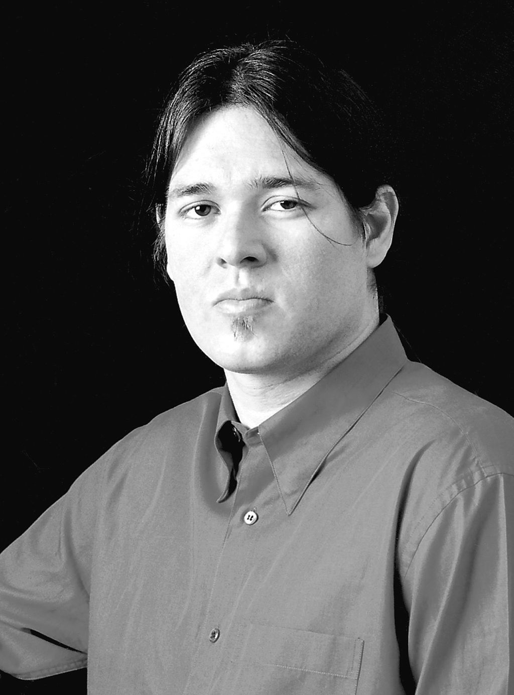 "Traduzi e agora faço recitais de poemas de Bukowski e Cohen", afirma o poeta Fernando Koproski | Divulgação/ arquivo pessoal do autor