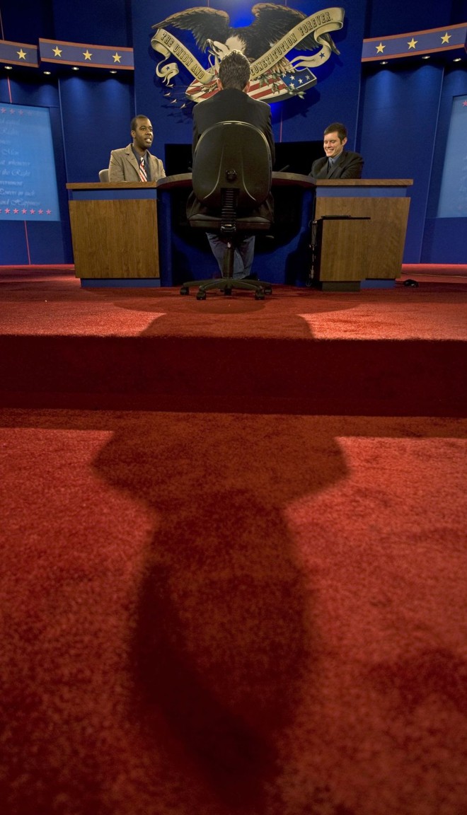 Alunos da Universidade de Hofstra participam de ensaio para o debate | Paul J. Richards/AFP