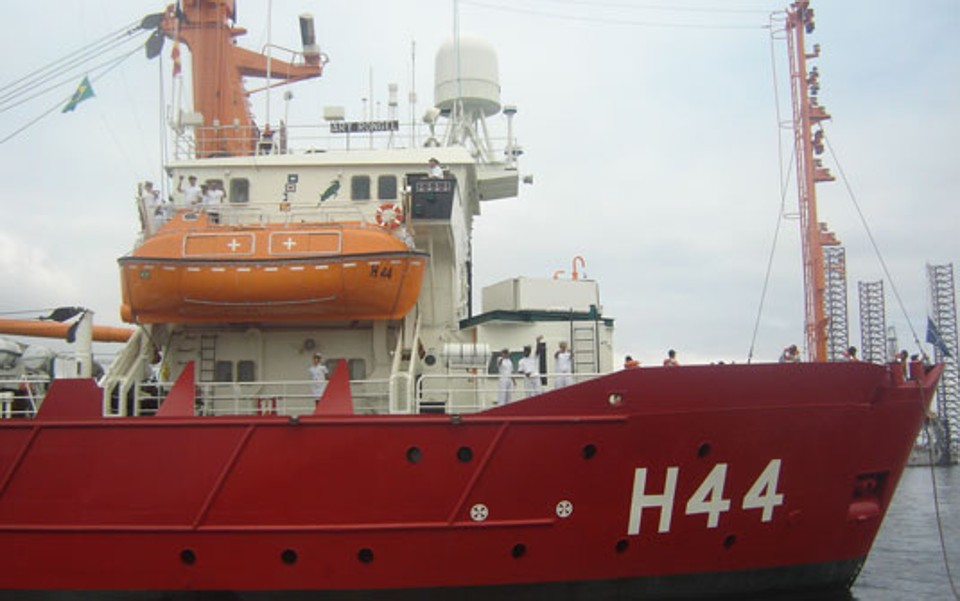 Navio Ary Rongel segue para a Antártida | Divulgação