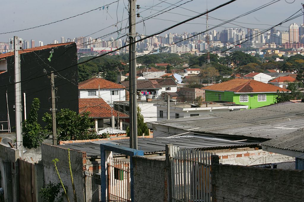 Vista geral da Vila das Torres: violência de 2008 inibiu mobilização comunitária modelar | Marcelo Elias/Gazeta do Povo