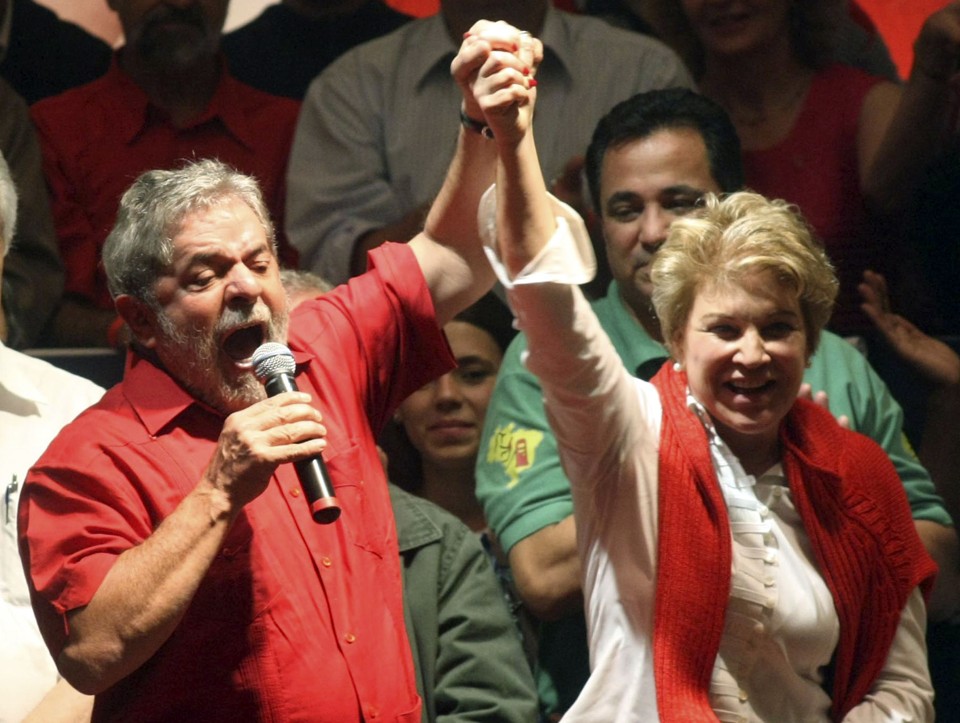 Lula critica Serra em comício de Marta | Stringer/Reuters