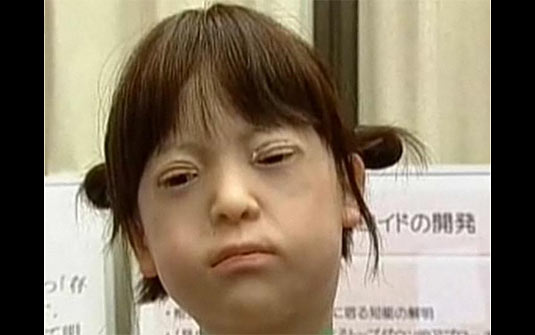O andróide Repliee R-1: "clone" de menina japonesa de 5 anos | Divulgação