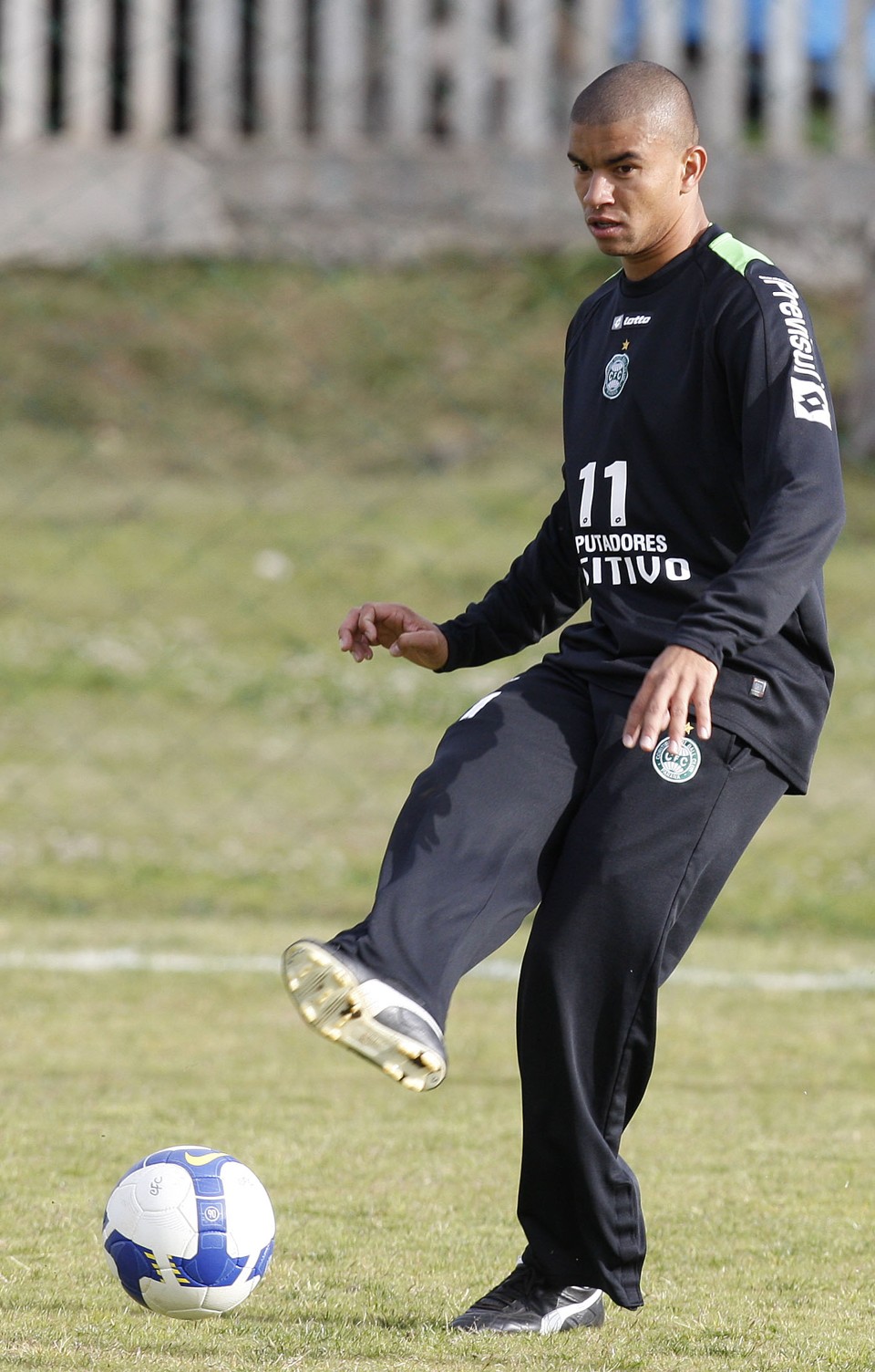 Maurício acredita que boa fase da defesa se deve à disposição de todos os jogadores para se marcar | Valterci Santos / Gazeta do Povo