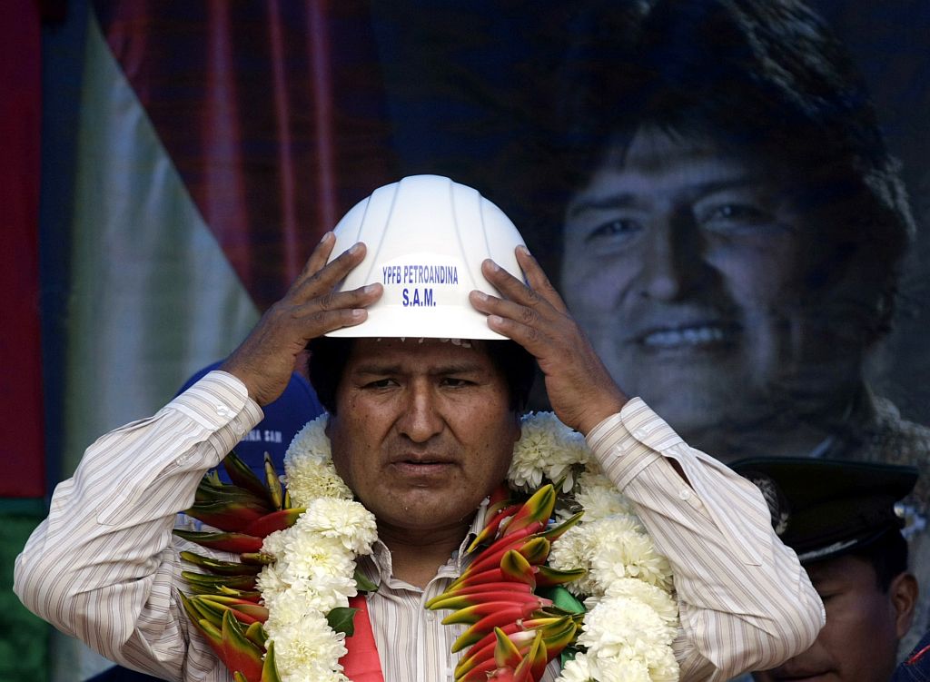 "Acabam de me informar que já cumprimos a meta de erradicar voluntariamente e de forma coordenada 5.000 hectares (de plantação). O governo está cumprindo as metas acertadas", afirma Morales | Gaston Brito / Reuters