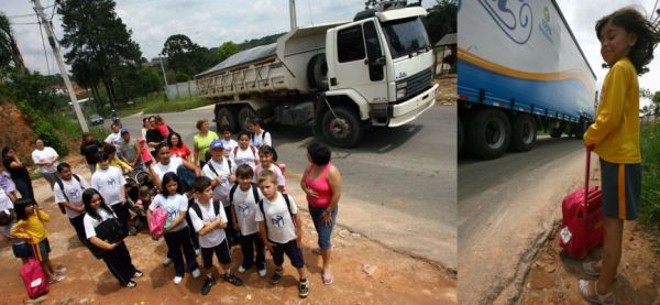 Pais e crianças do bairro Umbará, no início da tarde da última quinta-feira, na hora de ir para escola: falta de ônibus, caminhões e sobra e luta contra a evasão |