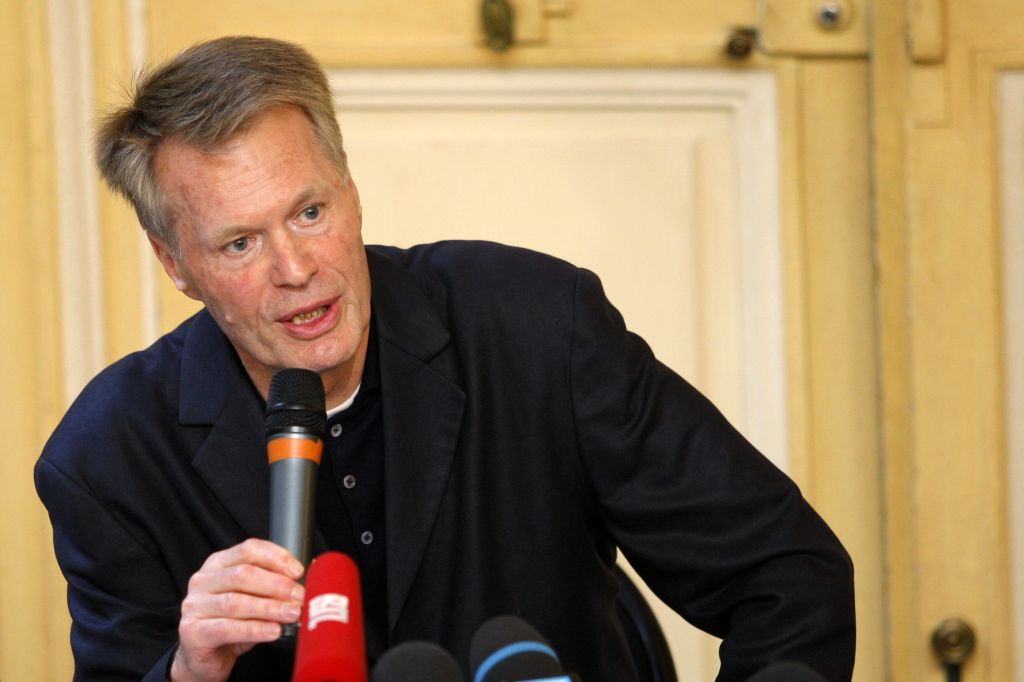 Francês disse que sentiu "uma espécie de incredulidade, e então um certo pavor, e então uma certa alegria e um certo júbilo" ao ser informado sobre o prêmio | Benoit Tessier / Reuters