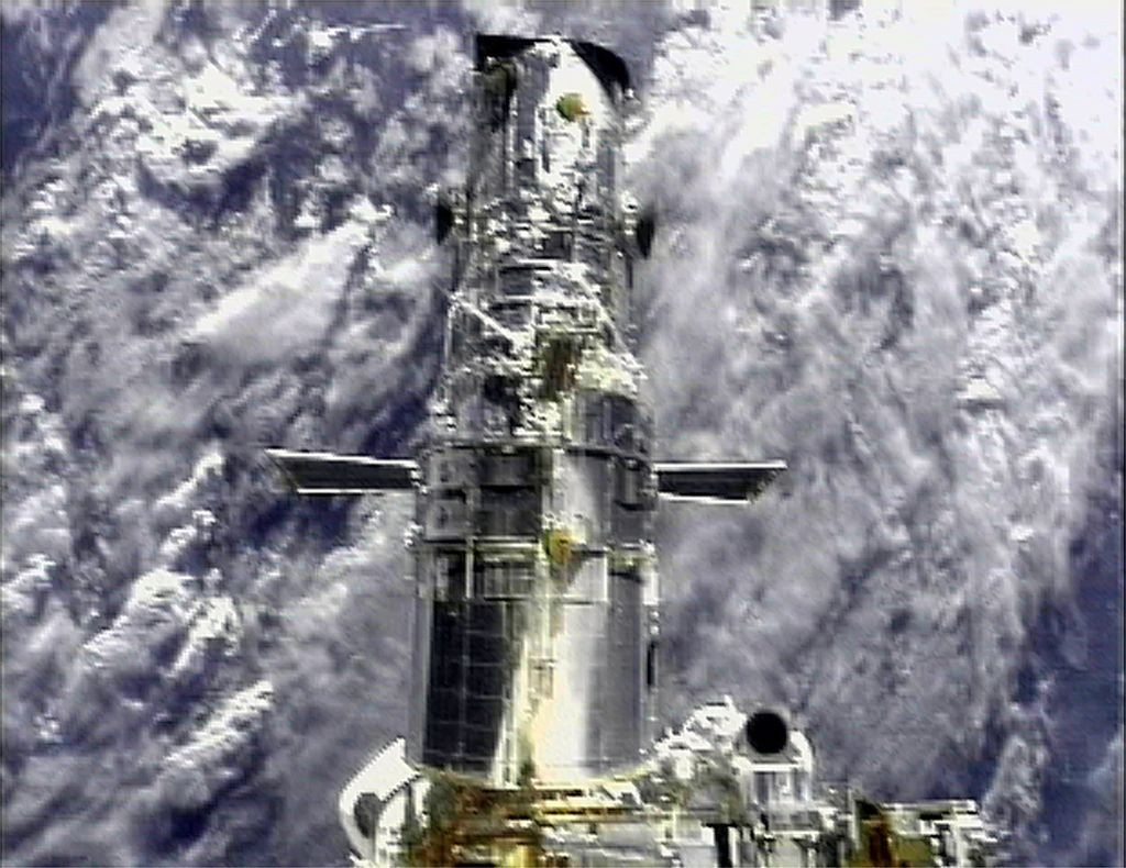 Hubble foi desativado por falha em computador que transmite imagens para a Terra | NASA / Reuters