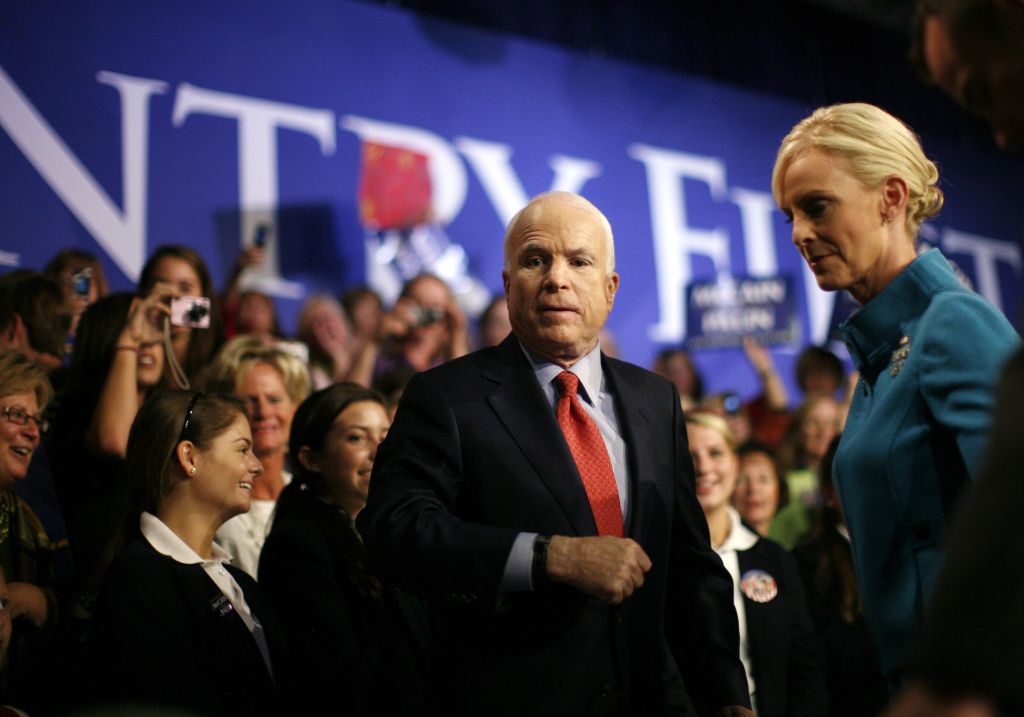 Última chance de McCain influenciar eleitorado norte-americano: audiência calculada em 60 milhões de pessoas ou mais | Carlos Barria / Reuters