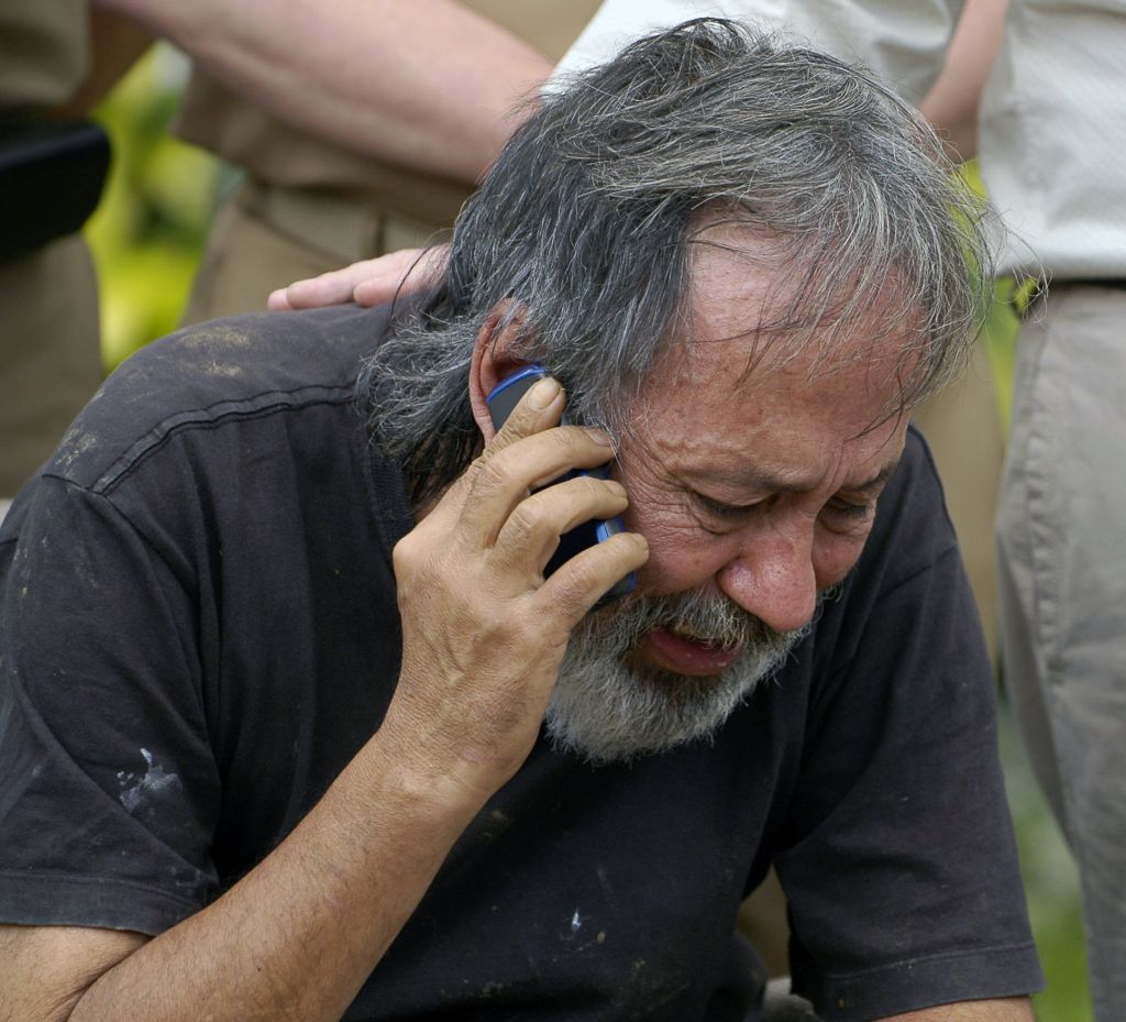 Lizcano, de barba longa, afirmou ter ficado muito doente no cativeiro | Luis Robayo/AFP