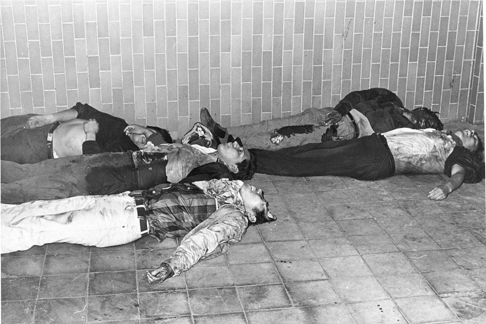 Fotografia mostra vítimas do Massacre de Tlatelolco, em 3 de outubro de 1968 | El Universal / Reuters