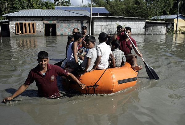 | Fotos: France Presse e Reuters