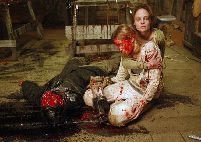 Maníaco assassino aterroriza cidade em Scar 3D - A Marca do Mal |