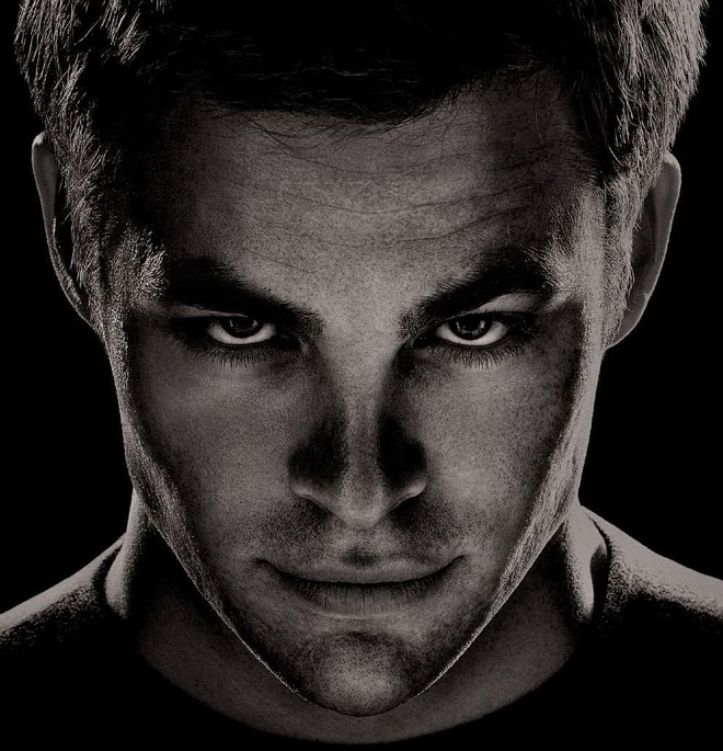 Chris Pine vive James T. Kirk em 