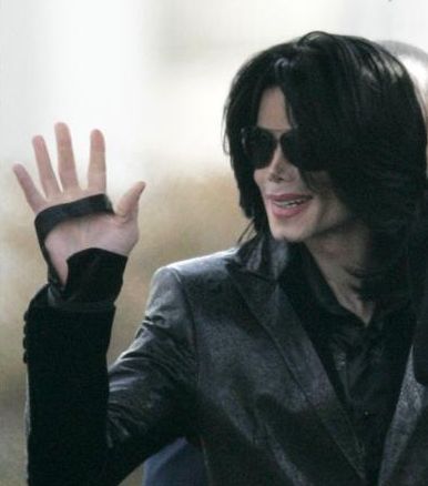 Michael Jackson estã sendo processao por príncipe do Bahrein | Kim Kyung-Hoon/Reuters