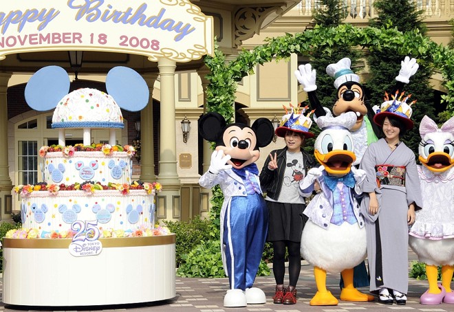 Mickey e sua turma comemoram o seu 80.º aniversário em Tóquio | 