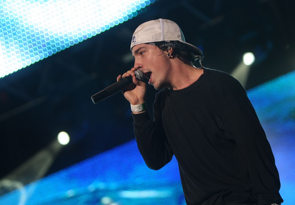 O vocalista Di Ferrero, durante show da banda no Festival Lupaluna | Aniele Nascimento/Gazeta do Povo