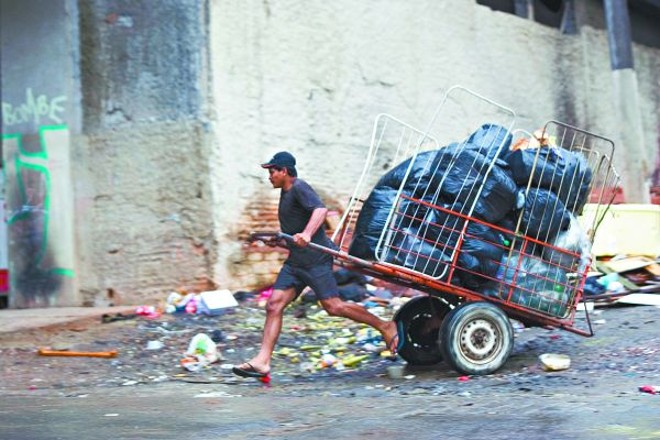 À Margem do Lixo fecha trilogia | 