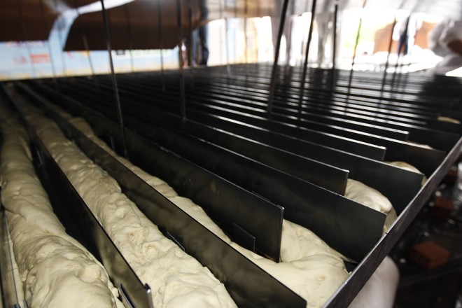 Apenas para untar a fôrma, foram utilizados 20 quilos de banha |