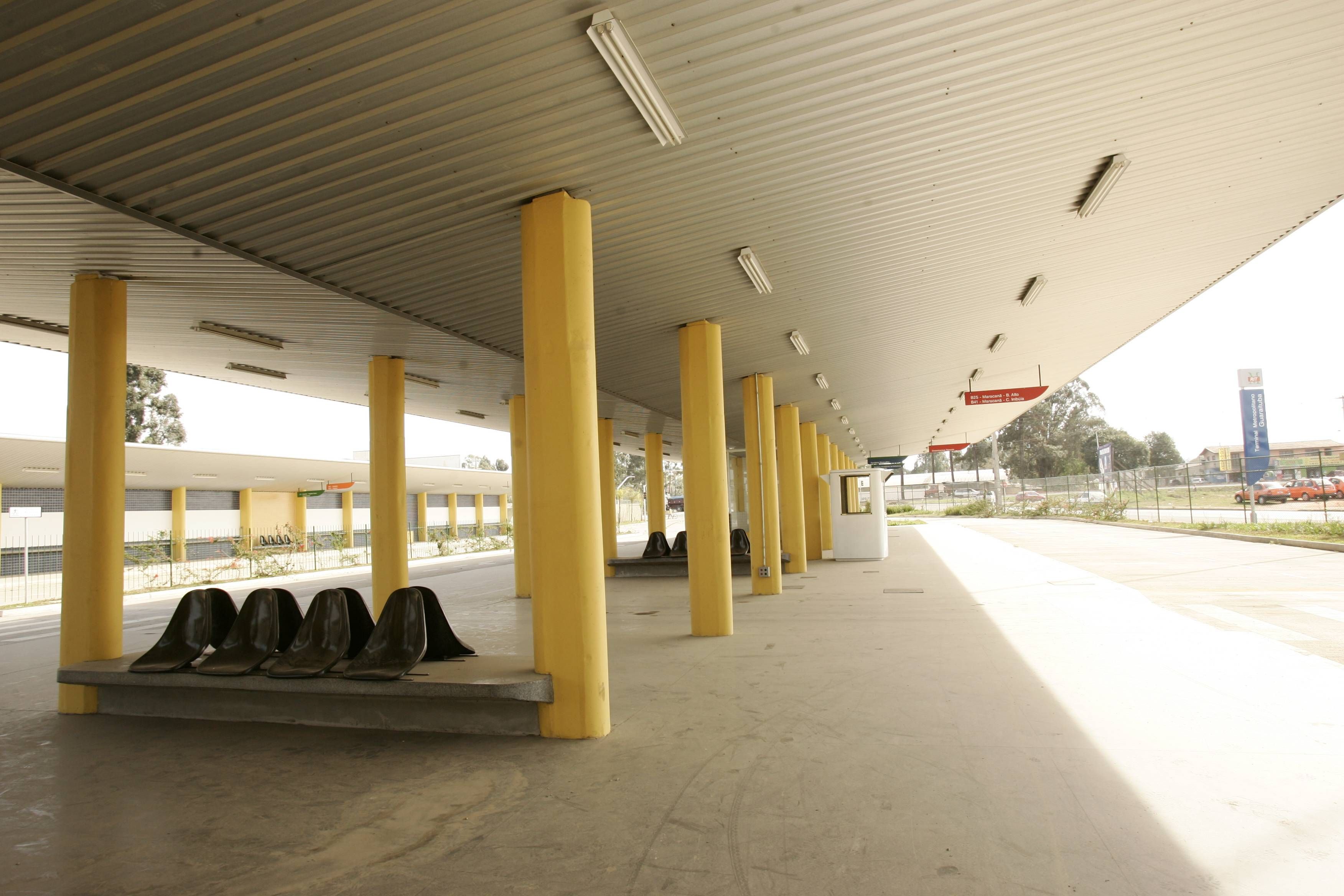 Terminal do Guaraituba deve receber 30 mil passeiros por dia, parte deles vindos do Terminal Alto Maracanã | Albari Rosa - Gazeta do Povo