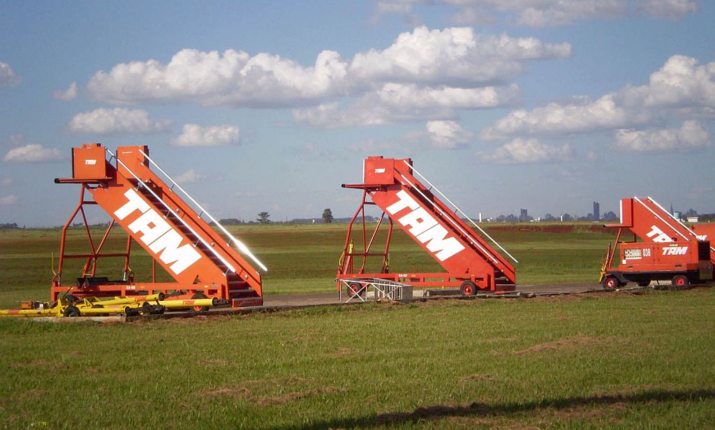 A TAM deixou de operar em Maringá em março deste ano. | Andye Iore