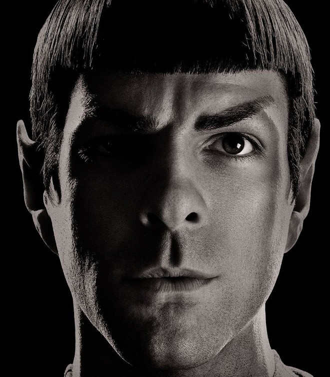 Zachary Quinto é Spock no filme Star Trek | 