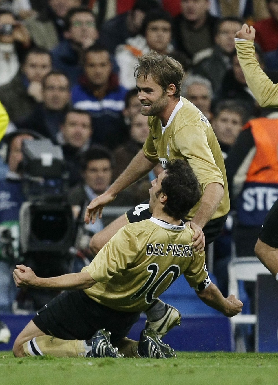 Del Piero abriu o caminho da vitória da Juve sobre o Real | Juan Medina / Reuters