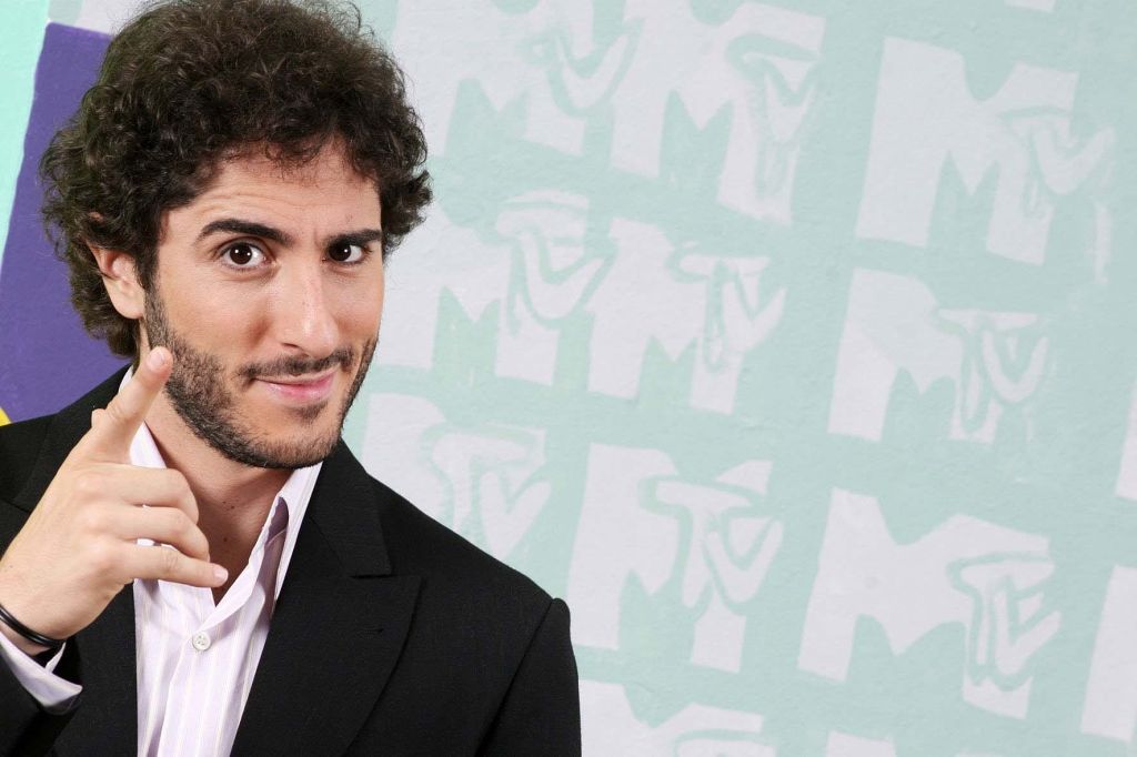 Minha maior fonte de inspiração são os blogs alheios. Eu fico imaginando a Hebe teclando seu post vestindo um robe com as suas iniciais bordadas e usando anelzão e colarzão.Marcos Mion, apresentador de tevê | Agência Globo