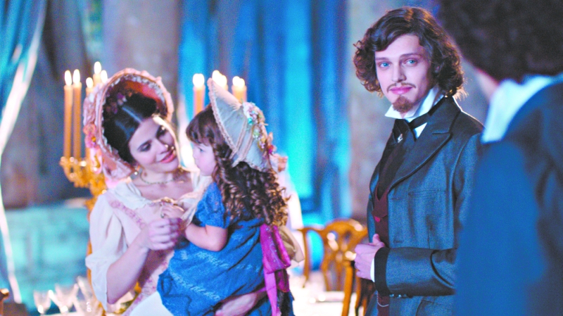 Pierre Baitelli atua como Escobar nas duas fases da série da Globo | Divulgação/ TV Globo