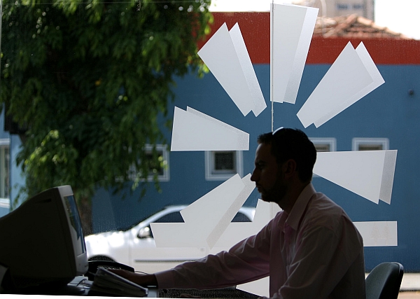 Agências espalhadas pelo Paraná expandiram contratos em ano de custo alto para a agricultura. | Jonathan Campos/Gazeta do Povo