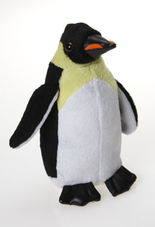 Pingüim (imperial)- É um dos mais altos da sua espécide, pode chegar a 1,2 metro de altura. Vive no continente gelado da Antártica, se alimenta de peixes e sobrevive até 20 anos. É curioso notar que quem cuida do ovo é o pingüim macho, enquanto a fêmea sai em busca de alimentos por cerca de dois meses | 