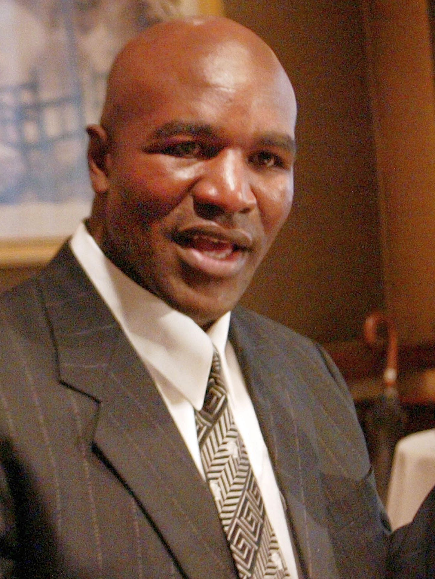 Holyfield está prestes a voltar aos ringues |
