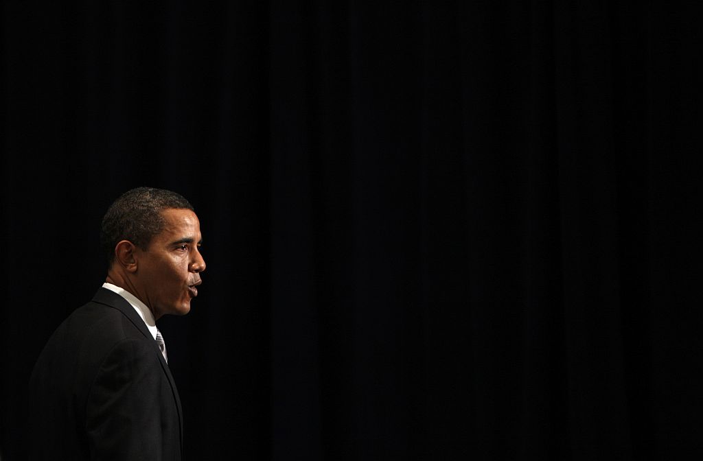 Obama diz que não se preocupa com sua segurança ``em parte porque tenho esse grupo magnífico de homens do Serviço Secreto, que me seguem por todas as partes, mas também porque tenho uma profunda fé religiosa e no povo que me guia durante o dia´´ | John Gress / Reuters