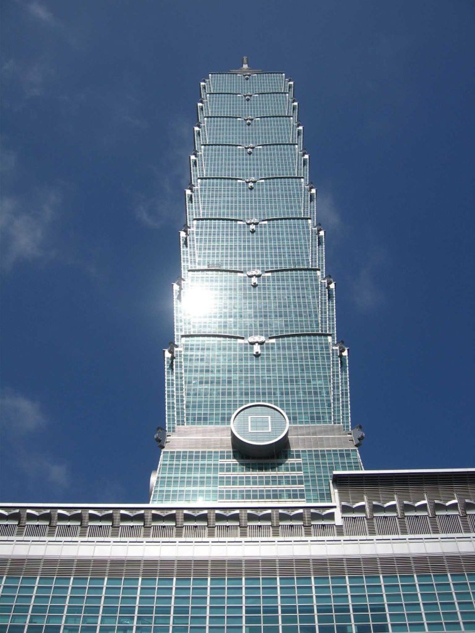 Taipei 101, o edifício mais alto do mundo, na capital taiwanesa: símbolo de uma nação que fez dos investimentos na tecnologia o caminho para o crescimento e para o reconhecimento internacional | Divulgação
