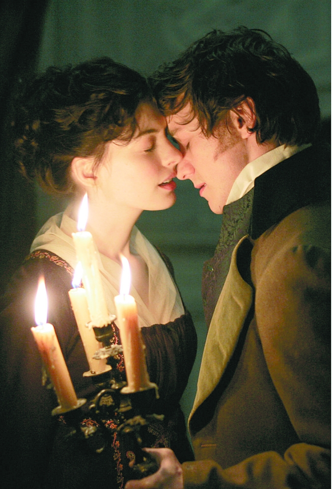 Anne Hathaway e James McAvoy são Jane Austen e Tom Lefroy, em Amor e Inocência | Divulgação