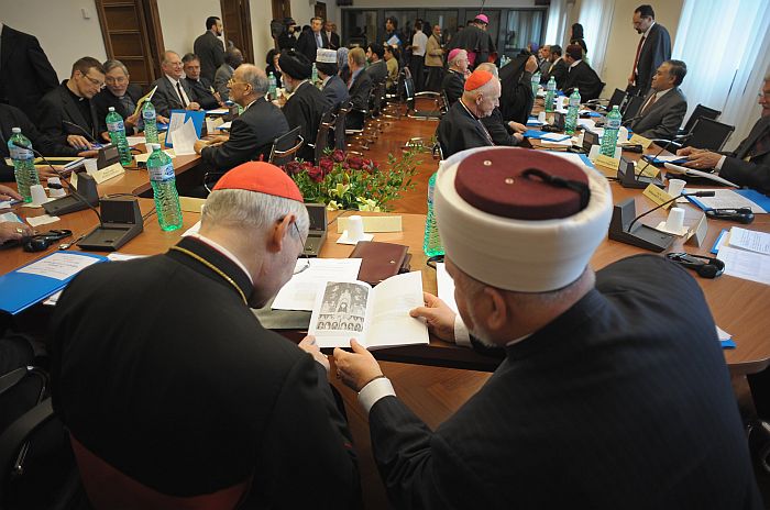 A reunião pretende uma aproximação com respeito entre as duas maiores religiões do mundo | Observatorio Romano/AFP
