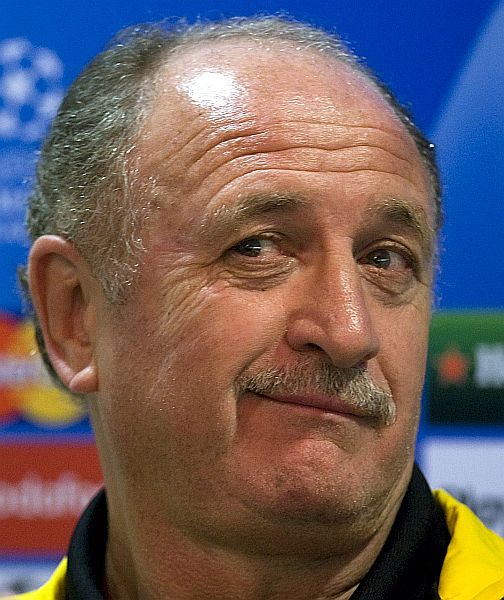 Luiz Felipe Scolari irá manter Drogba no banco do Chelsea. | Max Rossi/Reuters