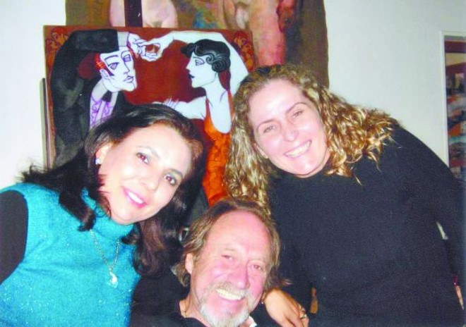 Tatiana em visita a Juarez e sua esposa, Melina, ele padrinho de sua Escola-Atelier, em Curitiba | 