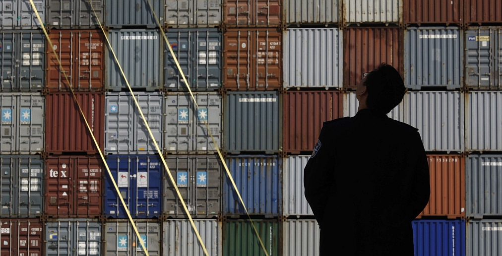 Porto chinês de Shenzhen: mesmo crescendo em ritmo menor, país continuará sendo um dos principais compradores do Brasil. | Bobby Yip/Reuters