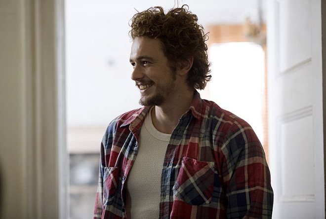 James Franco interpreta Scott Smith no longa