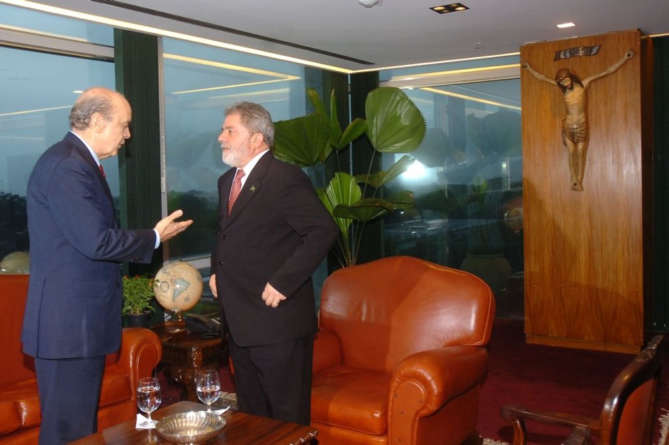 Serra e Lula, no Palácio do Planalto: na saída do encontro, governador paulista disse ser a favor da reforma tributária | José Cruz/ABr