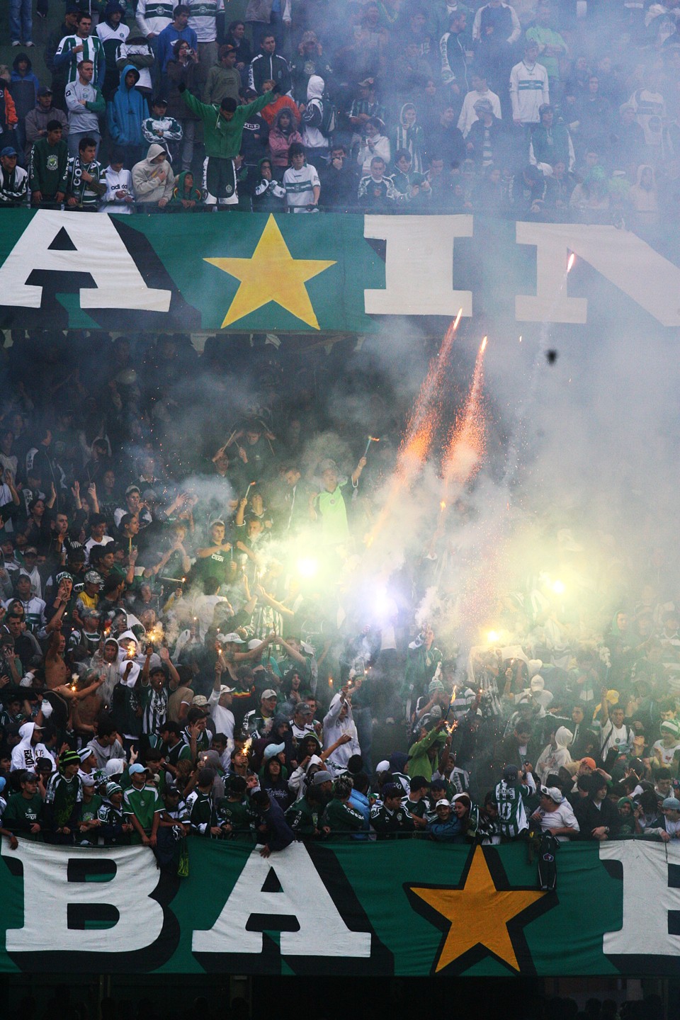 Torcedor do Verdão deve tomar conta do Couto Pereira neste domingo, contra o Vasco | Daniel Castellano / Gazeta do Povo