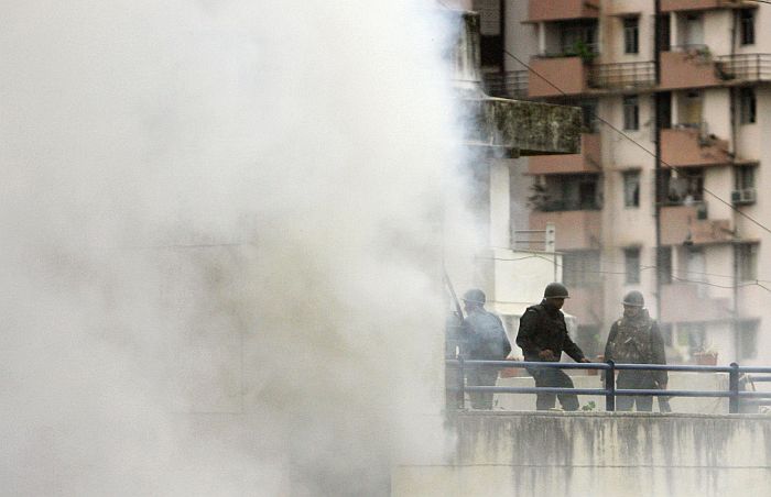 Soldados entraram no centro judaico e mataram dois terroristas; cinco reféns foram encontrados mortos | Punit Paranjpe/Reuters