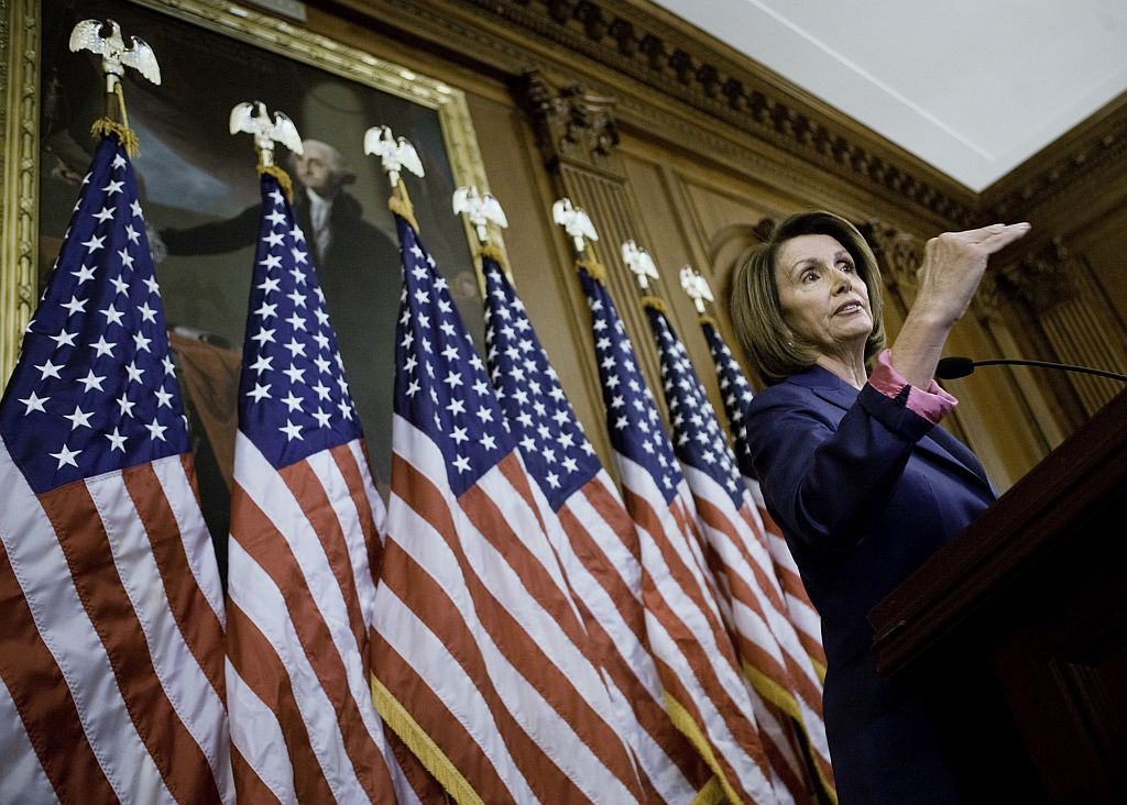 A presidente da Câmara de Representantes dos EUA, a democrata Nancy Pelosi, pediu que haja ação rápida ante a crise econômica | Brendan Smialowski/AFP