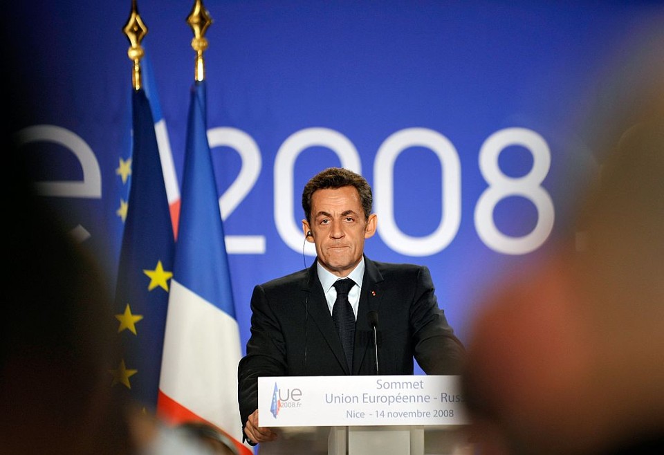 Durante enconto na cúpúla entre a União Européia e a Rússia, Sarkozy criticou os EUA: "Instalar um sistema de defesa antimísseis não trará nada para a segurança da Europa. Vai complicar as coisas, levará tudo de volta ao passado" | Gerard Cerles / AFP Photo